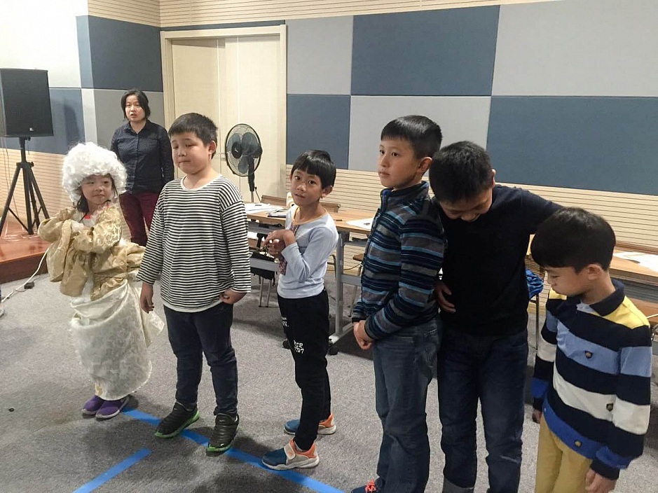 „GET TO KNOW MOZART“ - AME WORKSHOP FOR CHILDREN AT GD MUSIC SCHOOL SUZHOU