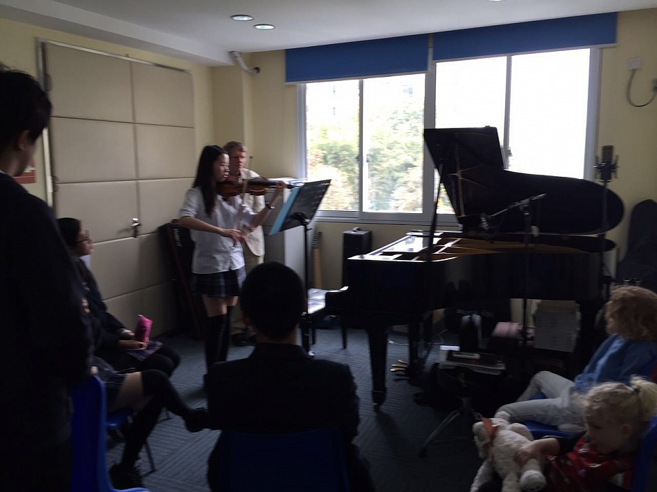 SUCCESSFUL AME MASTERCLASS AT FAMOUS SHANGHAI UNITED INTERNATIONAL SCHOOL