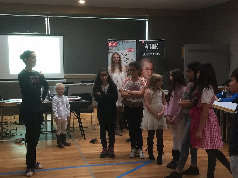 "Zeitreise durch die Musik für Kinder" Workshop at the Buch WIen