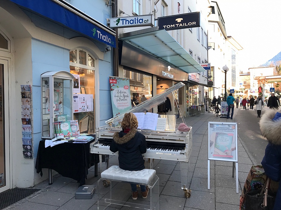 Piano matinée mit book presentaion